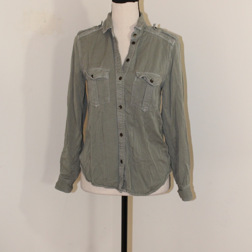 Bundle of American Eagle, Boyfriend Fit & Hollister flannels long sleeve - Picture 7 of 16